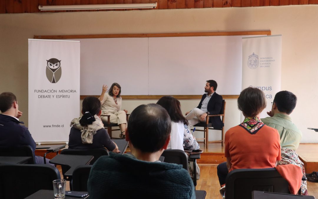 Conversatorio con Sol Serrano Campus Villarrica UC